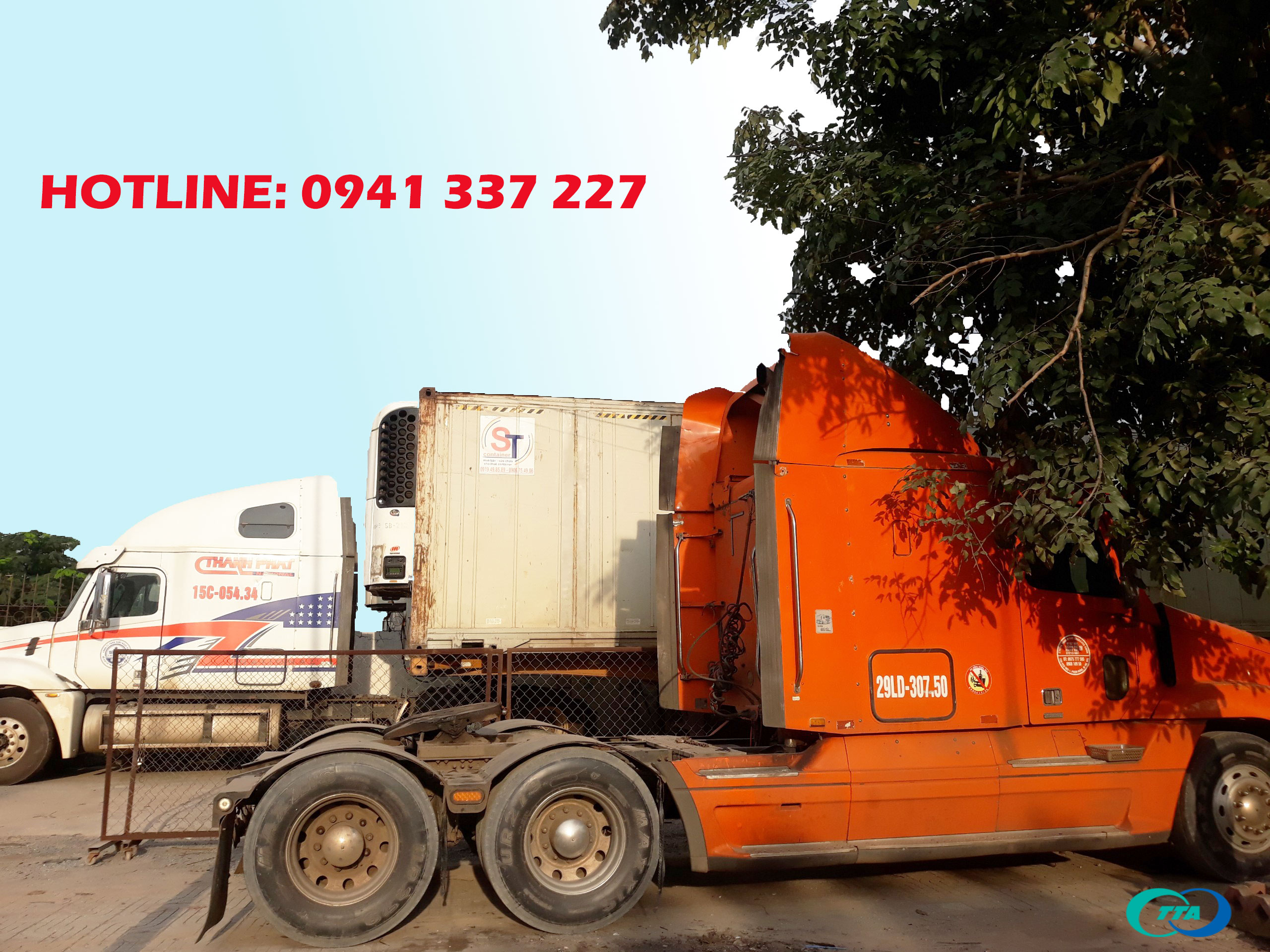 xe container chuyển hàng 
