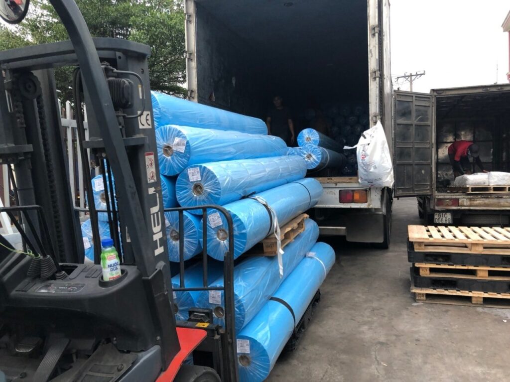 xe tai cho hang 15 tan