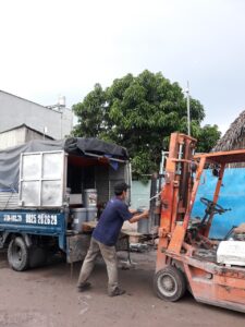 xe nâng tại chành xe Hải Phòng