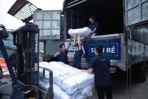 Xe tai cho hang di Quang Nam