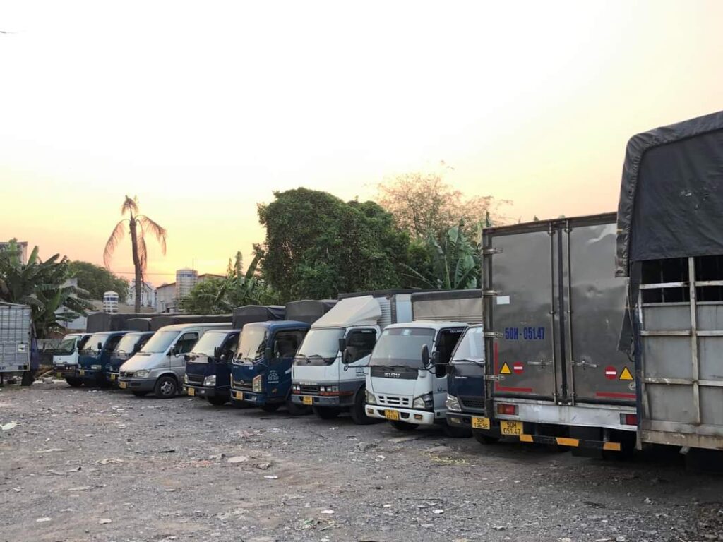 Chành xe tải chở hàng huyện Bình Chánh