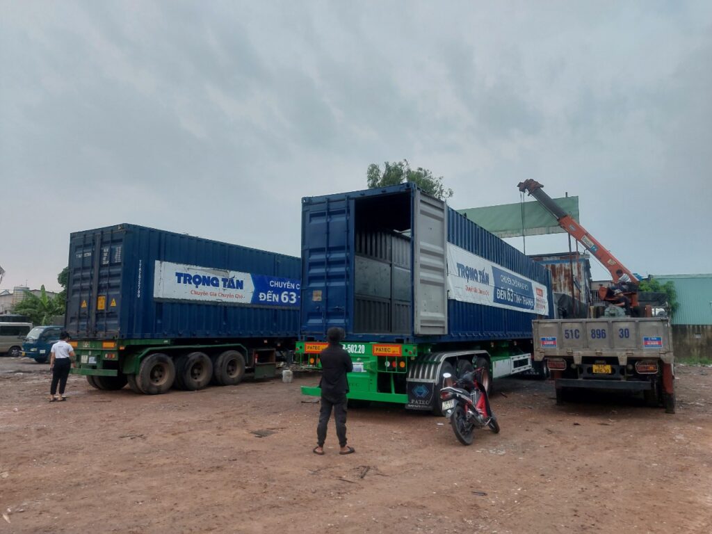 XE TẢI CONTAINER